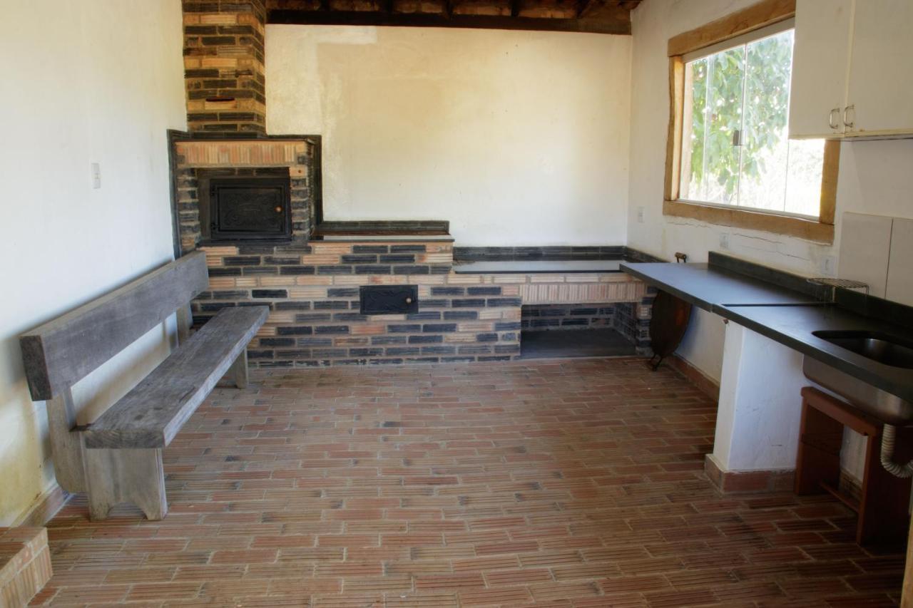 Fazenda Com Piscina E Churrasqueira Br-135 Proximo Curvelo Corinto E Morro Da Garca Εξωτερικό φωτογραφία